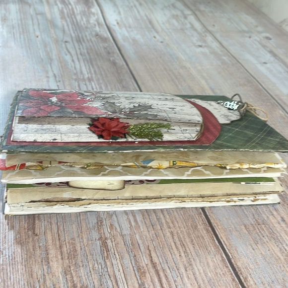 Handmade Christmas junk journal - Picture 6 of 7